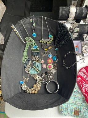 jewelry unlisted